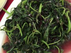-侬佳蒸菜馆(听潮店)