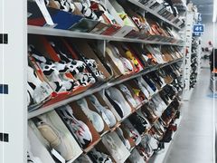 -BIGOFFS 超级折扣(仁恒伊势丹店)