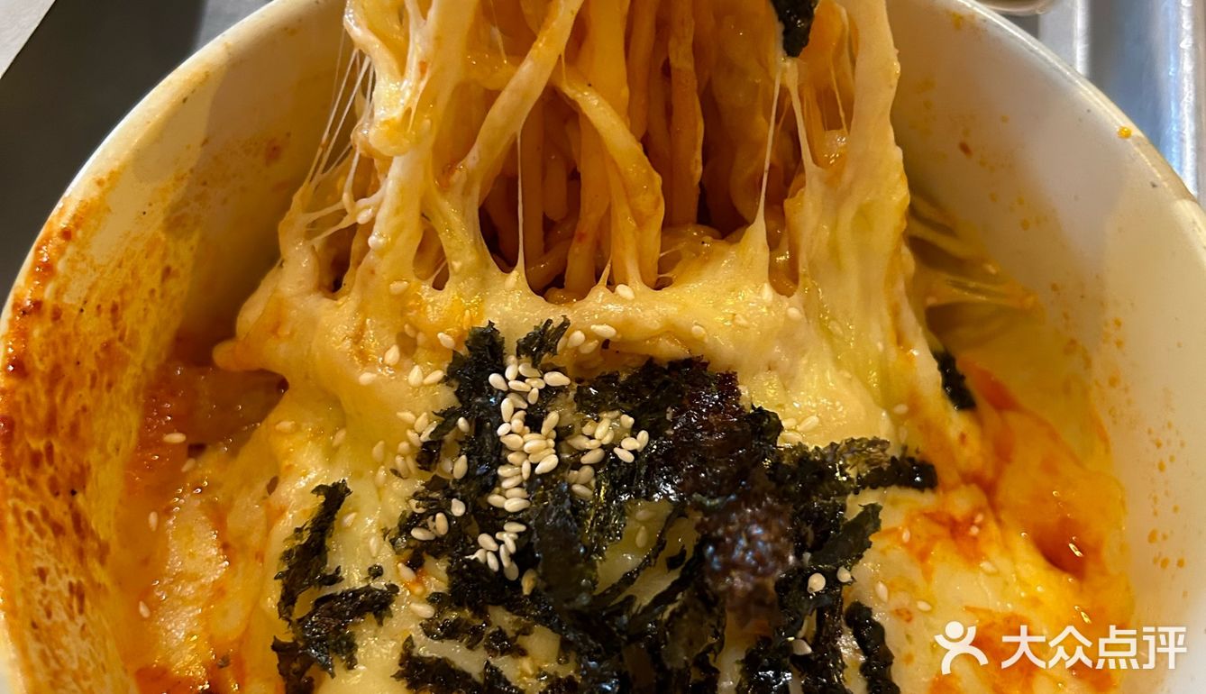 韩式炸猪蹄！！个人觉得无法超越。。。