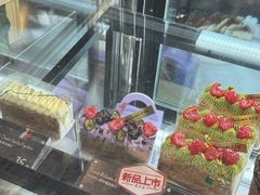 -黑草莓(重庆路店)