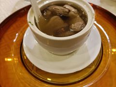 -顺峰海鲜酒楼(省府店)