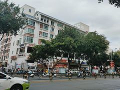 -解放路步行街