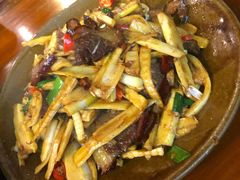 春笋腊肉-苗湘食府(十年店)
