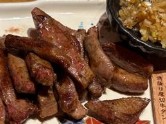 -肉魁屋·烧肉·烧鸟·酒场(高新店)