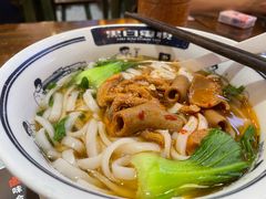 -黑白电视长沙小吃(悦汇城店)