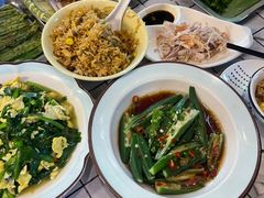 -顶峰夜宴·龙虾烧烤大排档(九江学院店)
