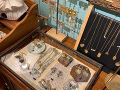 -恋物百货商店(华侨城店)