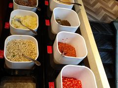 自助调料区-热火朝天鲜切牛肉火锅(南强街巷店)