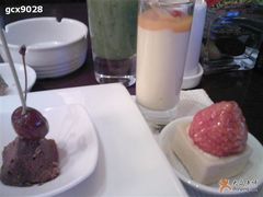 甜品汇合-上海丽笙精选海仑宾馆·莫赛克餐厅
