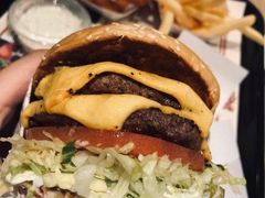 -The Habit Burger Grill 哈比特汉堡(复兴soho店)