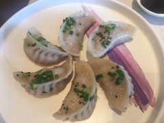 锅贴-上海宝华喜来登酒店·采悦轩中餐厅