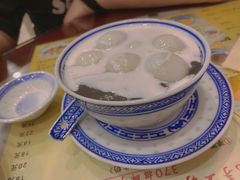 -广信牛奶甜品世家(台东店)