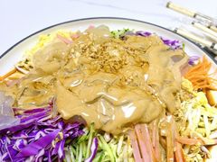 -虹海圣肉饼店家常菜馆