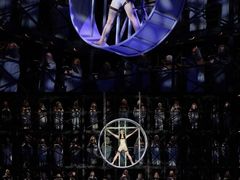 -交通银行前滩31演艺中心