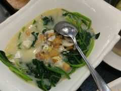 -河畔春天时尚餐厅