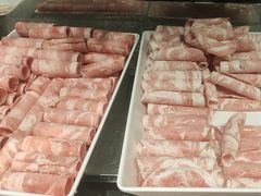 -金滏山烤肉·海鲜·火锅自助餐厅(襄阳万达店)