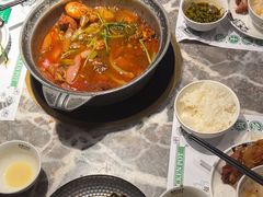 -禄婶鸡煲·打边炉