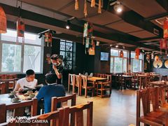 大堂-滇海谣云南斑鱼养生火锅(北戴河旗舰店)