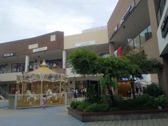 -宁波杉井奥特莱斯广场