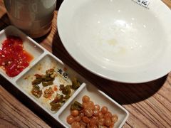 -湘人龙记老长沙米粉(鸟巢店)