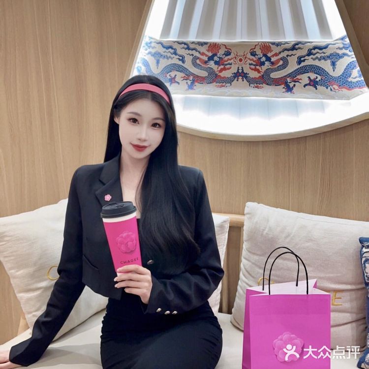 霸王茶姬小粉杯🌸pyq最新时尚单品!!!
