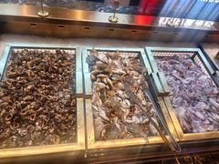 -黑金·寻焰自助百汇·烤肉·火锅(中街店)