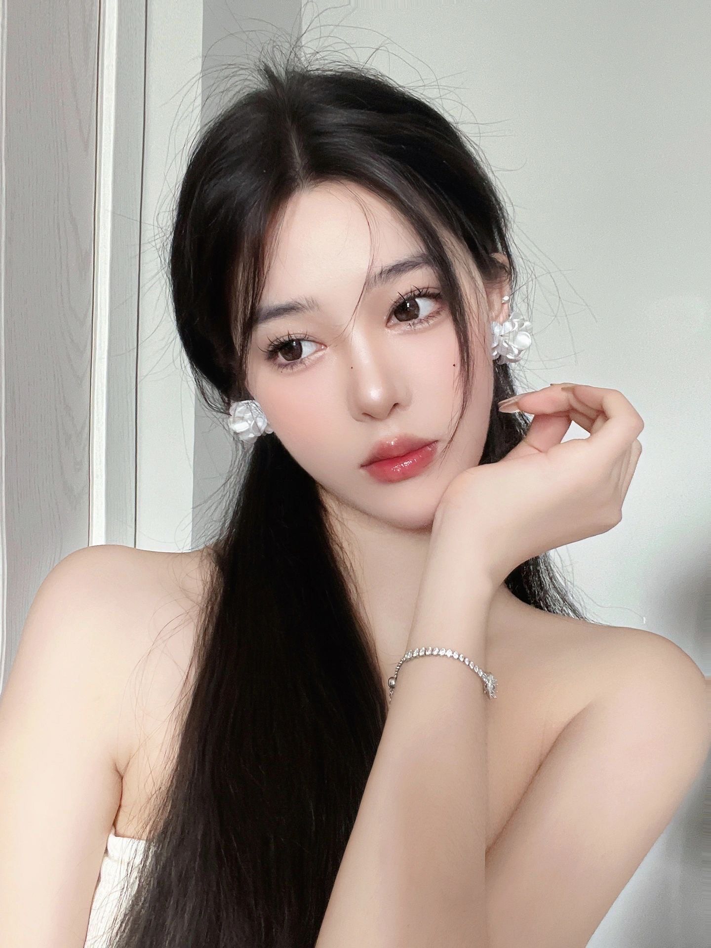 半扎披发太温柔咯