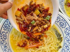 -李与白包子铺(桐梓林店)