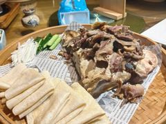 -鲤鱼塘农家山庄