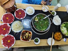 -牛喵喵铜锅牛肉馆
