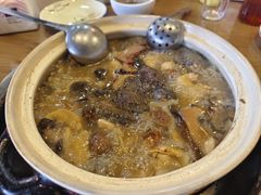 -杨记山珍鸡煲菌汤锅