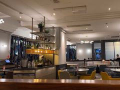 -港丽餐厅(高德置地店)