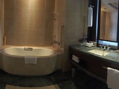 -舟山希尔顿酒店