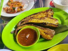 -明记烧鱼美味店