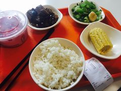 -浦东图书馆读者餐厅