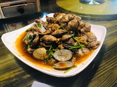 -每食每刻·皖北新民地锅鸡