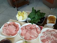 -歪小孩山野鲜货火锅店(银河名座店)