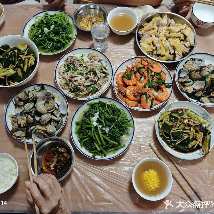 吃折耳根都没味道的新冠｜五一回家吃饭了