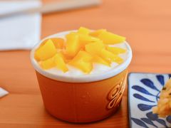 黄桃酸奶-小岛餐厅