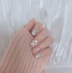 -八九日系美甲美睫