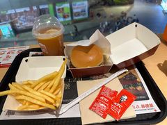 -肯德基(宝龙店)
