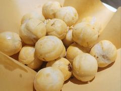 炸黑芝麻汤圆-茅庐川菜(青岛凯德店)