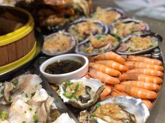 炭烤生蚝-日进一片海.生腌海鲜火锅.宵夜烧烤(三里屯总店)