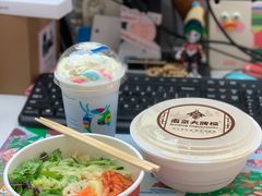 -吴山路夜市