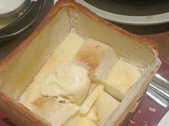 -港丽餐厅(正大店)