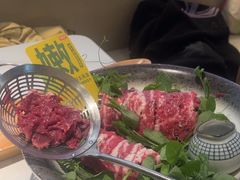 -左庭右院鲜牛肉火锅(金山万达店)