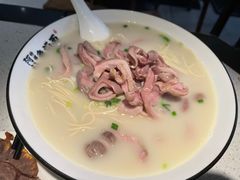 -阿达师傅鱼汤面