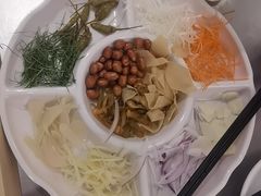 -渔顺生·顺德鱼生·粥底火锅·桑拿鸡(渔人码头店)