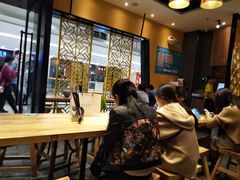 大堂-蒙自源过桥米线(红谷滩万达店)