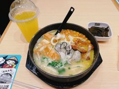 -灵芝妹子海鲜米线(凯德和平广场店)